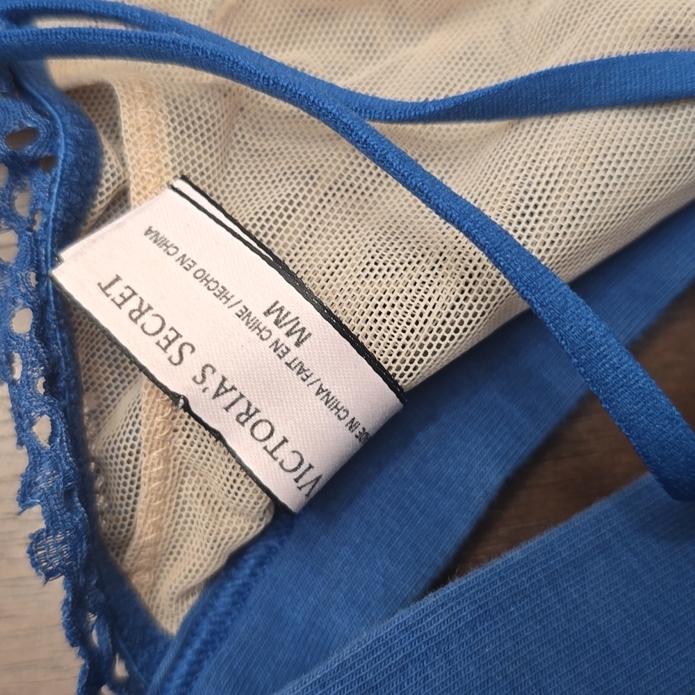 VICTORIA'S SECRET Strappy Blue Lace Bralette Sz M - Picture 3 of 3